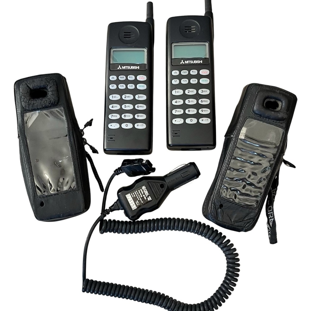 Vintage Pair Mitsubishi MT-1092FOR6A Cellular Mobile CellPhones Parts Only As Is